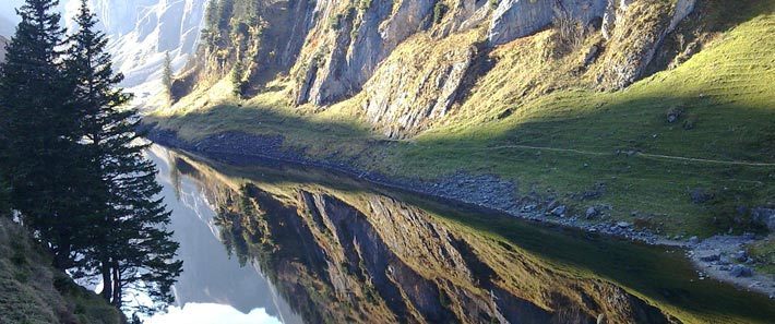 Spiegelung Berge im See